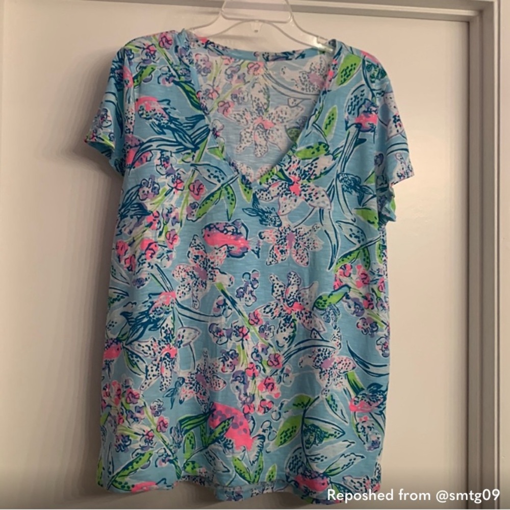 2 XL Lilly Pulitzer shirts